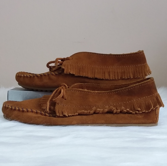 ☆☆SOLD☆☆ Minnetonka Short Ankle Boot Moccasins - Picture 4 of 8